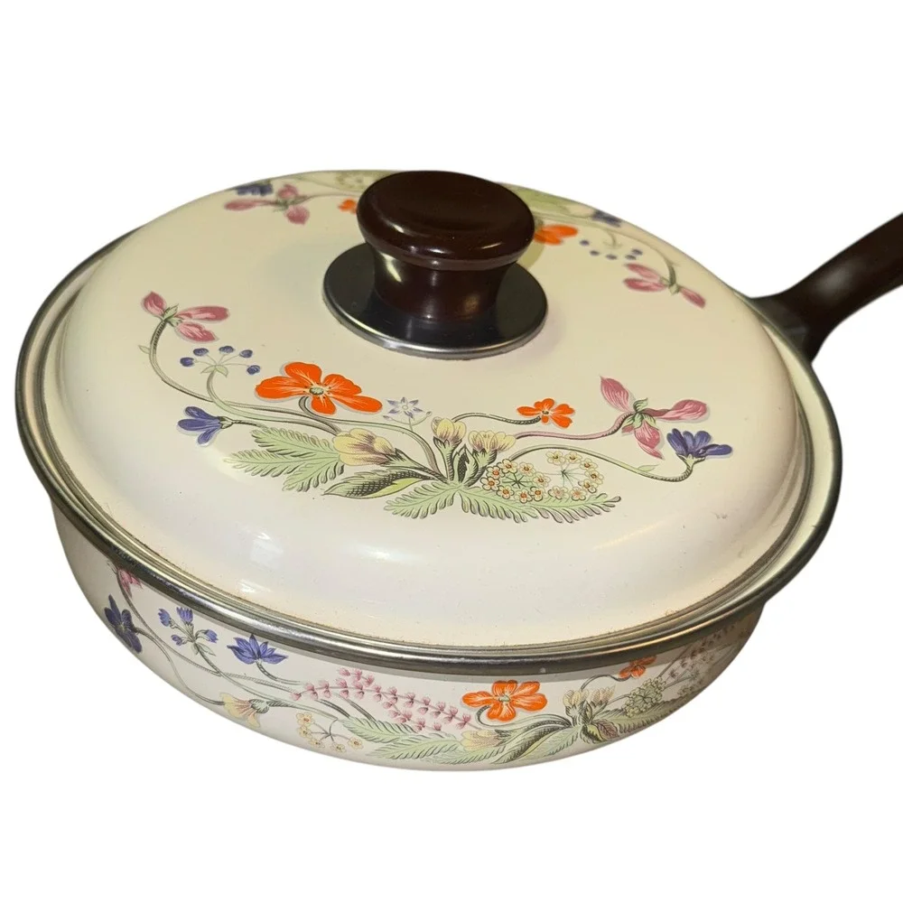 Vintage MCM Floral Enamel Saucepan Pot with Lid Kitchenware Cooking Pot RARE